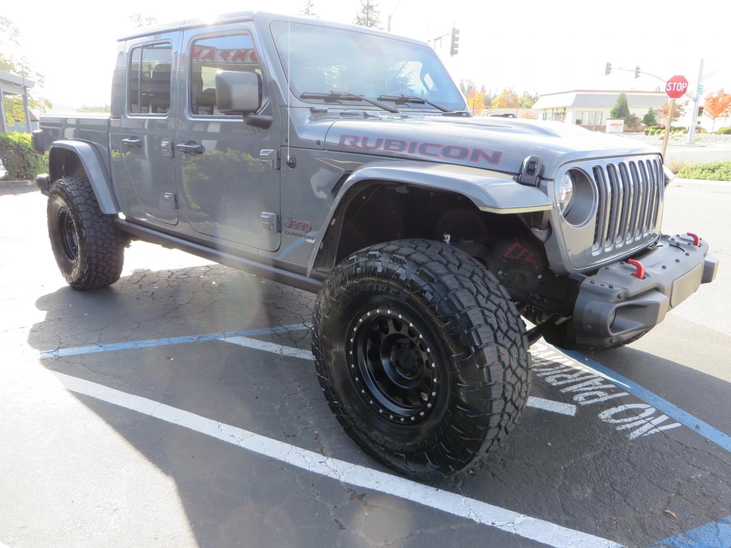 2020 Jeep Gladiator Rubicon (1C6JJTBG1LL) with an 3.6L V6 DOHC 24V engine, automatic transmission, located at 2630 Grass Valley Highway, Auburn, CA, 95603, (530) 508-5100, 38.937893, -121.095482 - Loaded Rubicon Gladiator with all of the goods. 3" JKS suspension, Fox Shocks, 37" Toyo tires, !7" Method wheels, American Adventure lab inner fender liners and slim line fender kits. - Photo#2